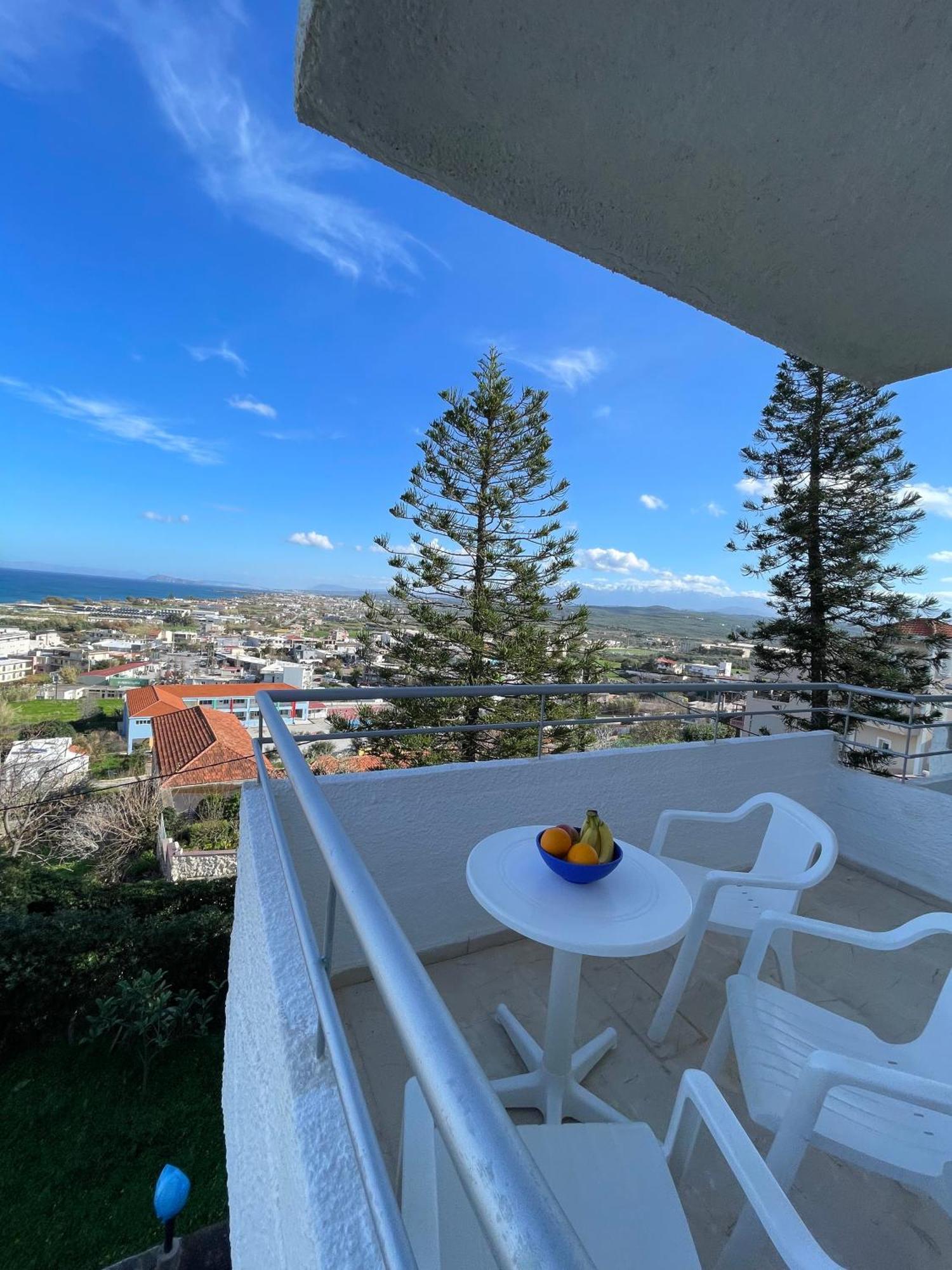 Aeolos Apartments Kolymbari Extérieur photo