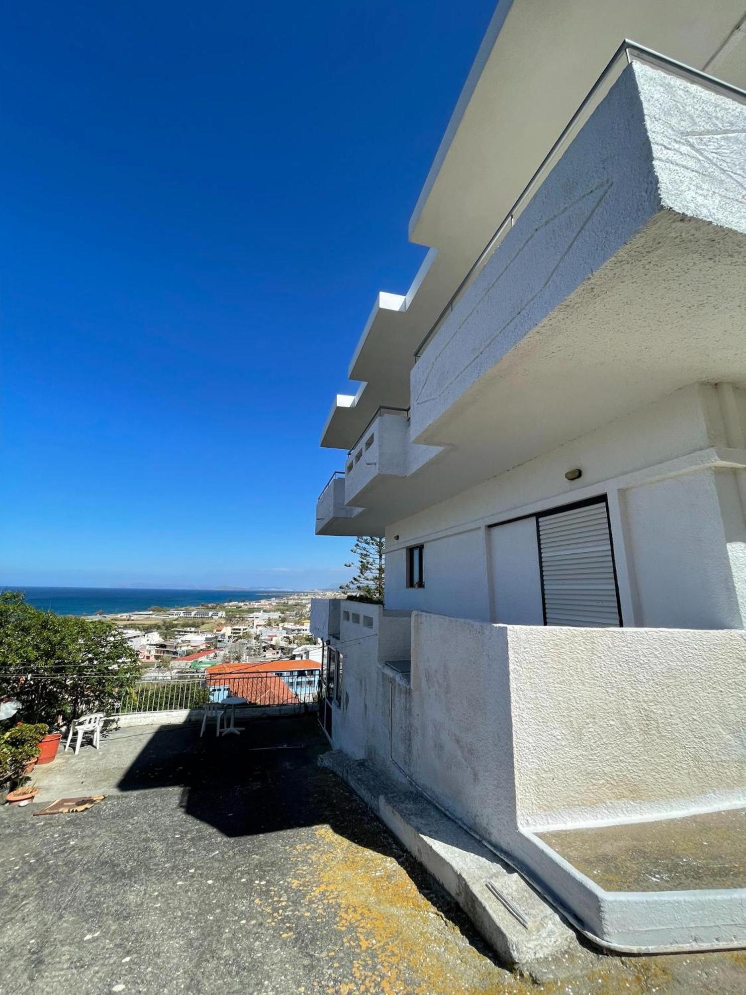 Aeolos Apartments Kolymbari Extérieur photo