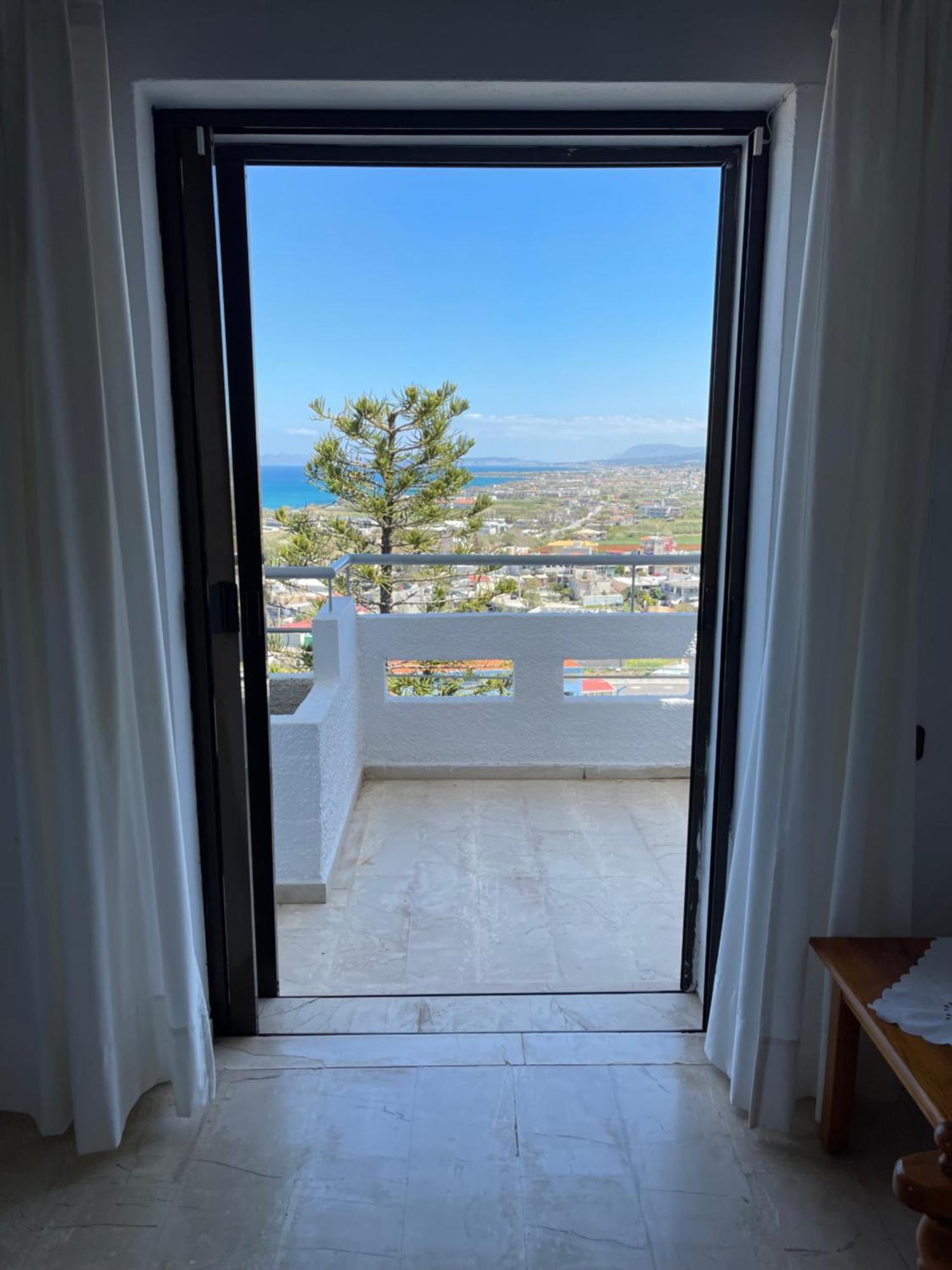 Aeolos Apartments Kolymbari Extérieur photo
