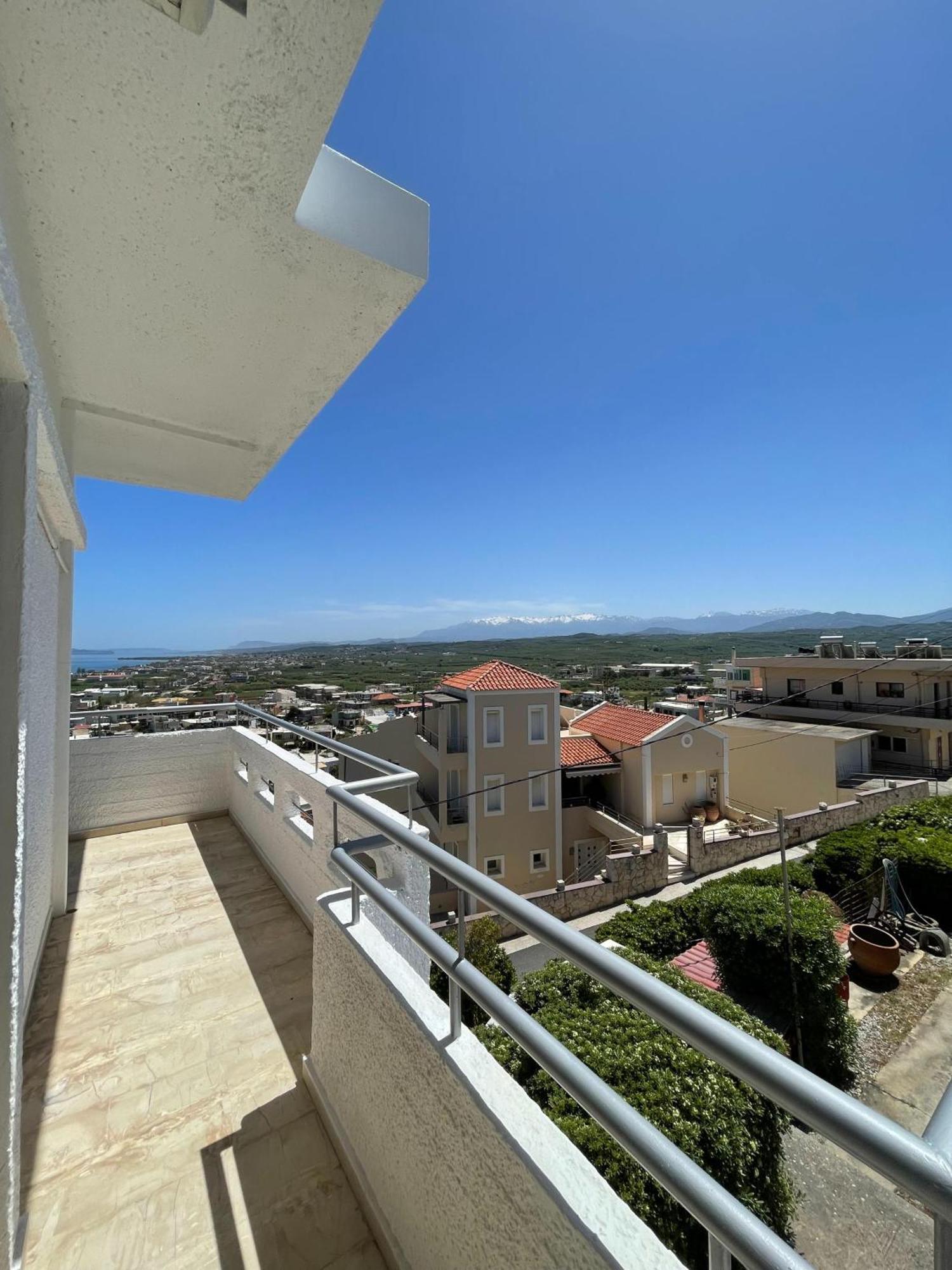 Aeolos Apartments Kolymbari Extérieur photo