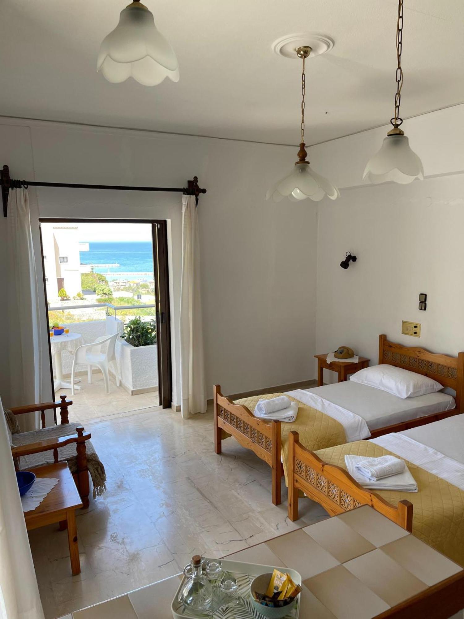 Aeolos Apartments Kolymbari Extérieur photo