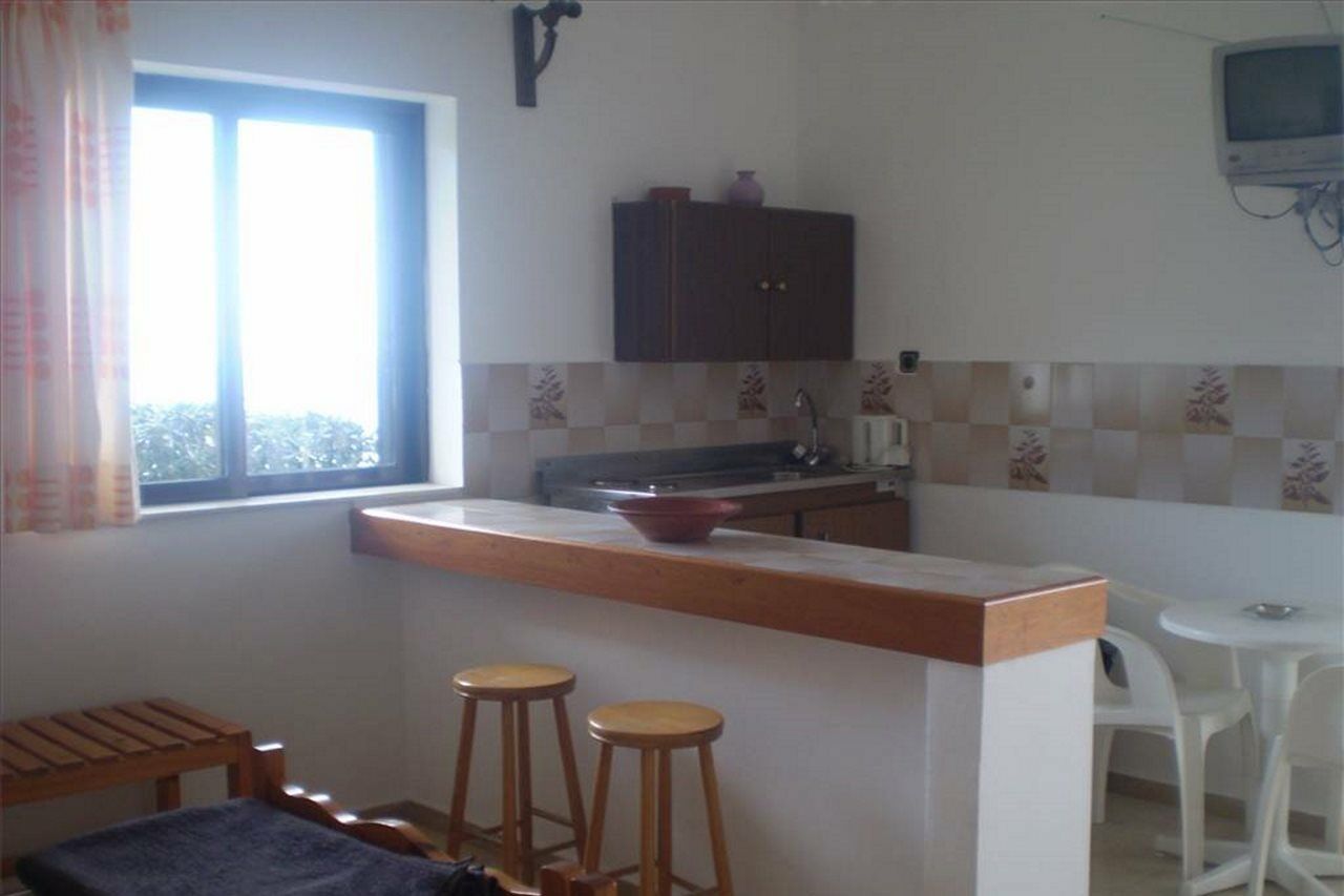 Aeolos Apartments Kolymbari Extérieur photo